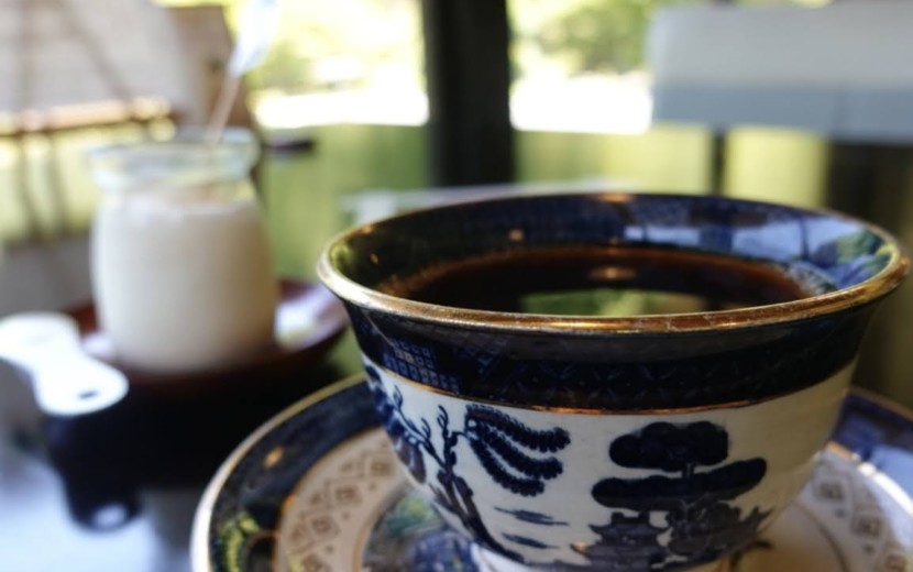 絶景の日本庭園と蕎麦・スタバでも大人気だったゲイシャコーヒーが楽しめる「炭蕎麦 渓石園」